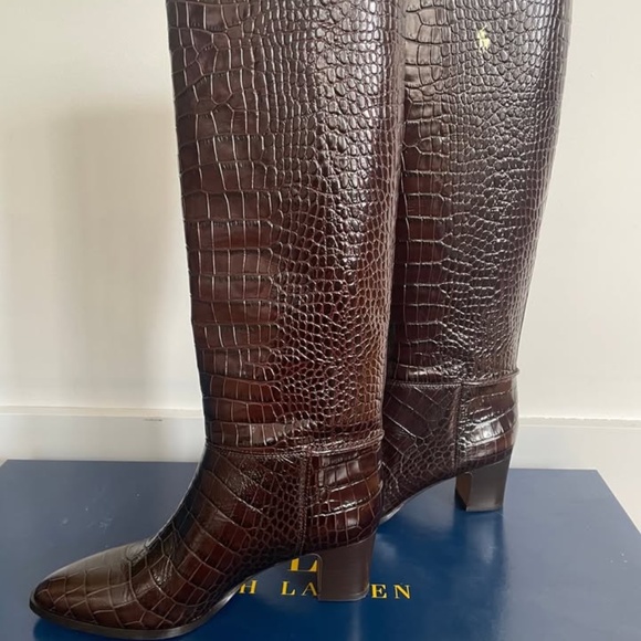CROC-EMBOSSED TALL LEATHER BOOT - Picture 2 of 3